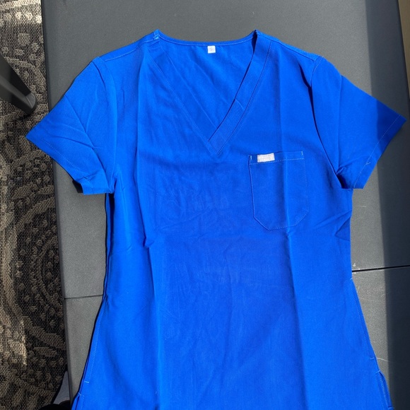 Scrubs - Picture 1 of 3